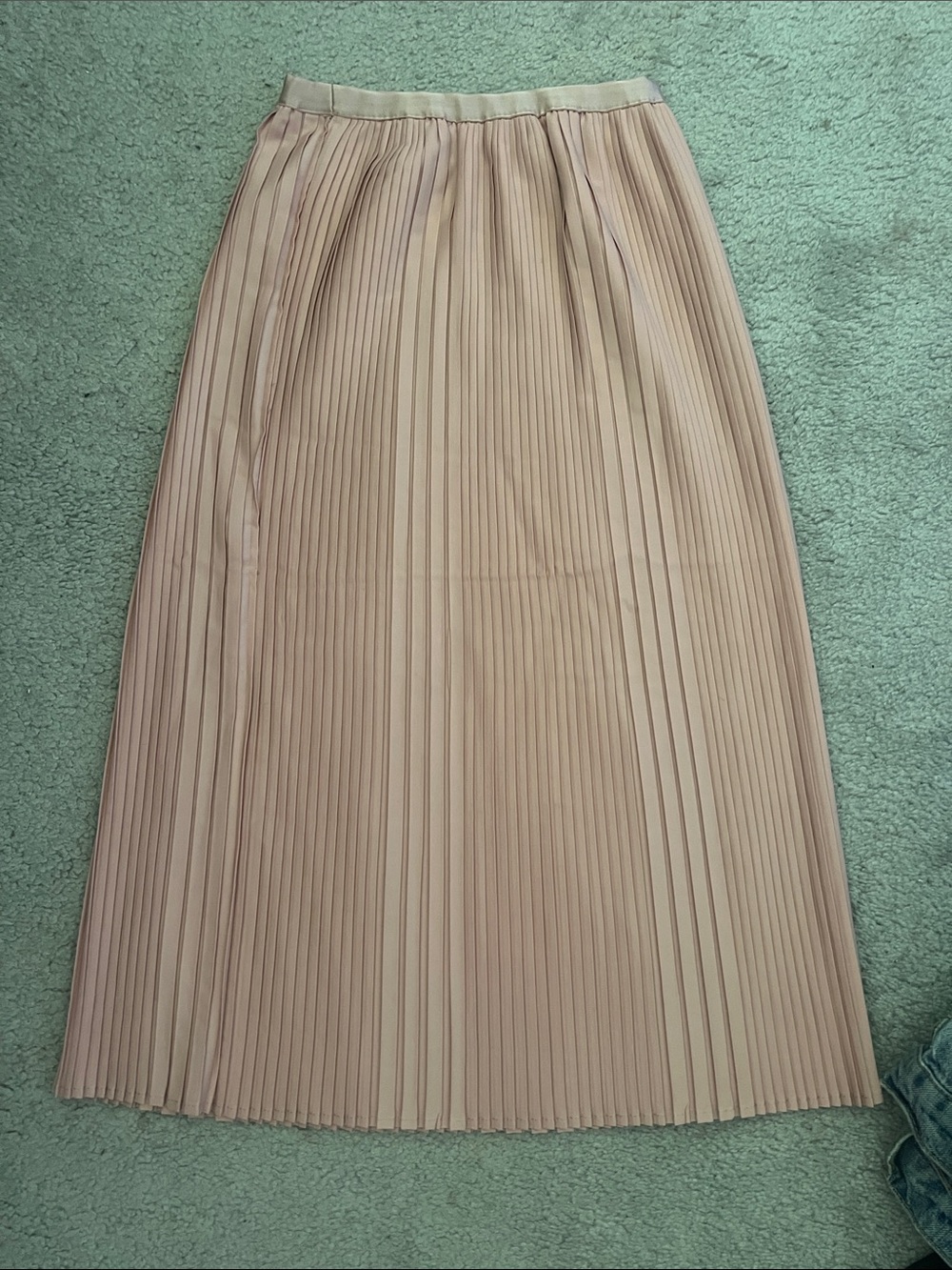 Pleated Midi Skirt in Blush Pink